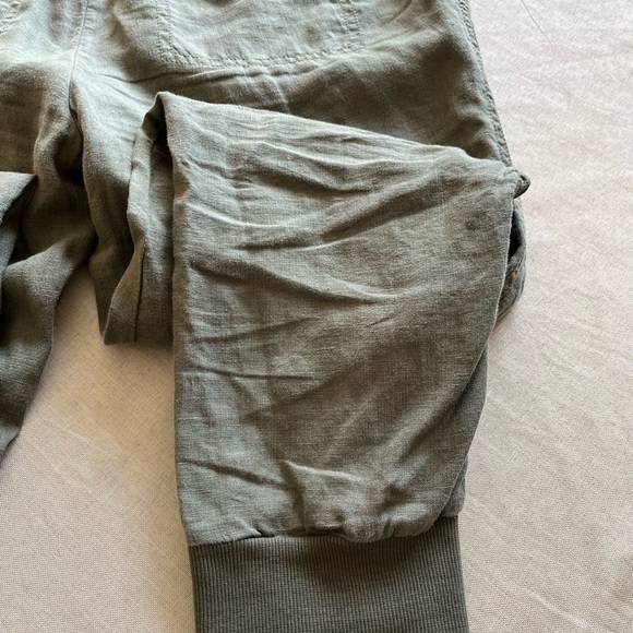 Caslon Women’s 100% Linen Olive Green Lightweight Elastic Waist Joggers - SP - Picture 14 of 14